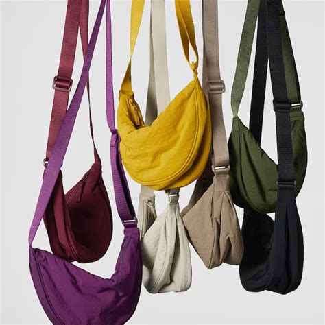 shop uniqlo round mini shoulder bag|uniqlo sling bag review.